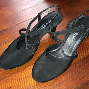Black Closed Toe Slip on Heels